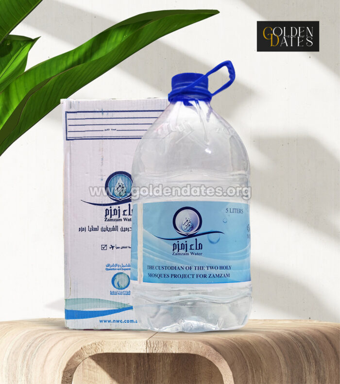 قارورة ماء زمزم 5 لتر بكرتونه المطار الاصلية
zamzam water 5 liters bottle